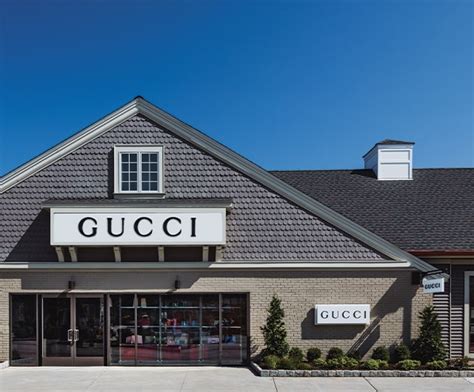 gucci woodbury premium outlet|gucci outlet woodbury commons reviews.